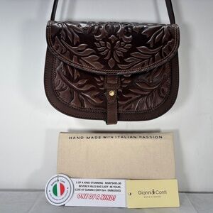 GIANNI CONTI ITALY-NWT$495.00   -   NOW $236.00 -TOOK 6 WEEKS TO HAND TOOL
